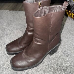 Shoe Dazzle Dark Brown Heeled Boots